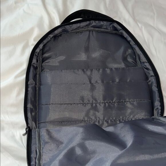 Charcoal Verizon Tech Backpack - Picture 6 of 10